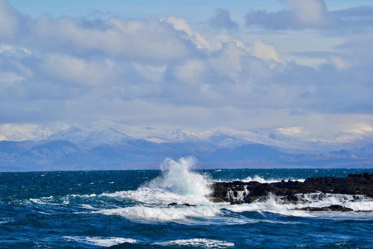 Today our #Cateran100 poem for you is 'The Testimony Of The Rocks' by Jack Cooper. 

He won the inaugural Middleton-Miller Prize in the #HughMillerWritingCompetition 2020 with this poem:

bit.ly/2AUqYVT

Thank you Jack!

#Cateranpoems
<a href="/JackCooper666/">Олег Мережко</a>