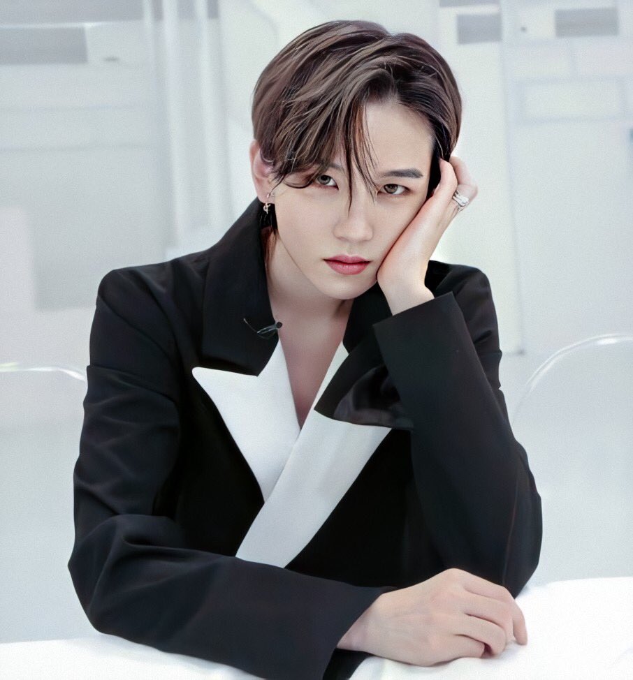 °. - 𝐒𝐔𝐋𝐋𝐘 ~ .° 徐张丽 tweet media