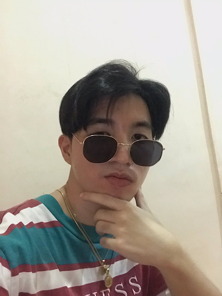 jhonasorianoo's tweet photo. feelin ryt 🍒 https://t.co/9kJ4XWetyq