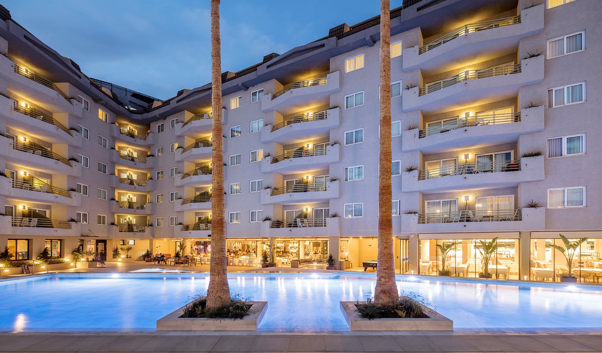 justflyspanje's tweet photo. In juli mogen we weer naar Spanje op vakantie! ☀️⛱ Bekijk deze 7-daagse aanbieding in september naar Santa Susanna. Slechts €376,- p.p. 4-sterren hotel, zandstrand op loopafstand. Dichtbij centrum. Animatie voor jong &amp; oud >> https://t.co/k2JIfbMR46 #spanje #vakantie #justfly https://t.co/QDmLUNk5T8