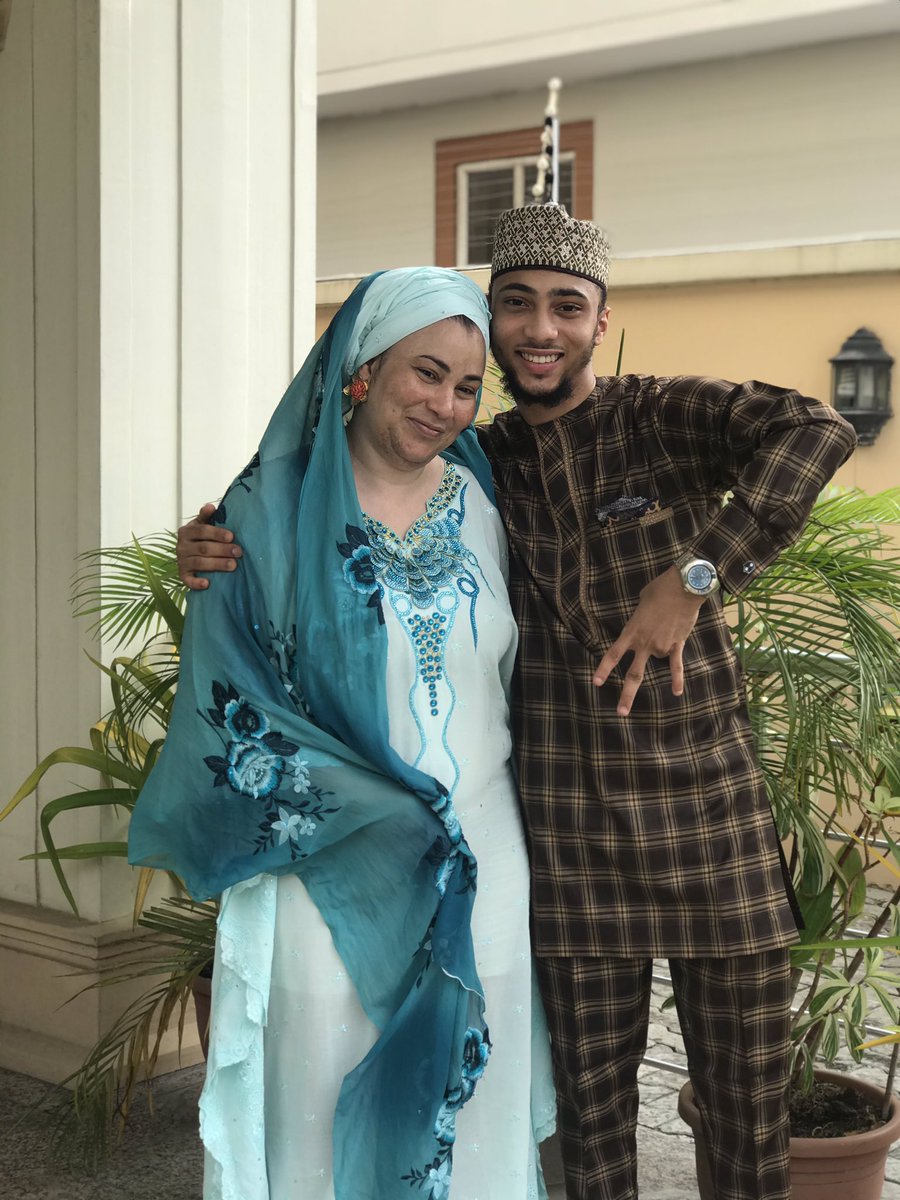 FAMO_99's tweet photo. #EidMubarak y’all have a lovely day.❤️ https://t.co/onUwzmZrWV