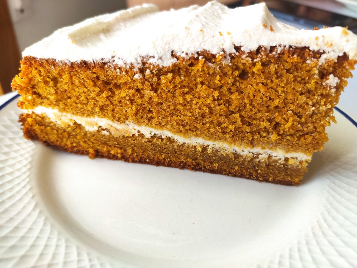 CulpablesG's tweet photo. Nos encanto la carrot cake de @JordiCruzMas. Ya contamos las horas para la siguiente #receta.
Y para la semana os traeremos un pequeño #setup de nuestra #cocina

Vosotros también caéreis en la #gula. https://t.co/51KokS8dMZ