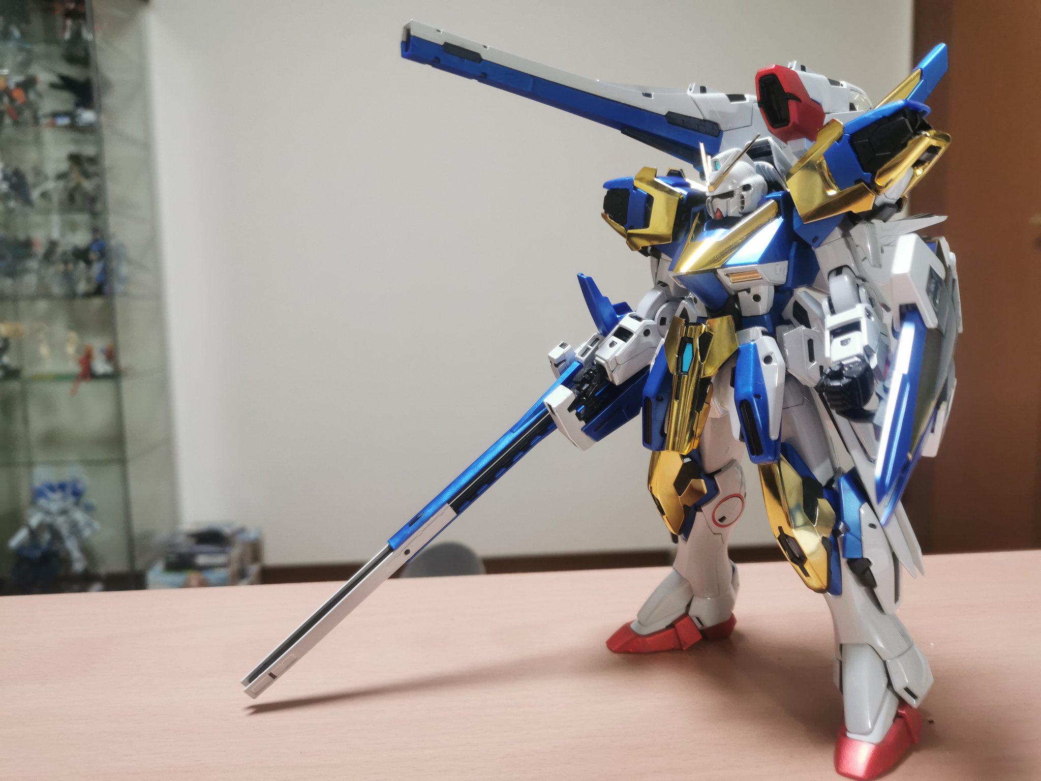 MG V2アサルトバスターガンダム Ver Ka チタニウムフィニッシュ