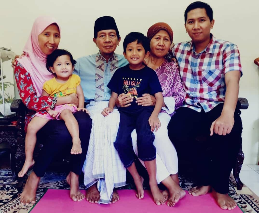 Selamat hari raya Idul Fitri 1441 H, mohon maaf lahir dan batin 🙏🏼😊

#MujionoFamily