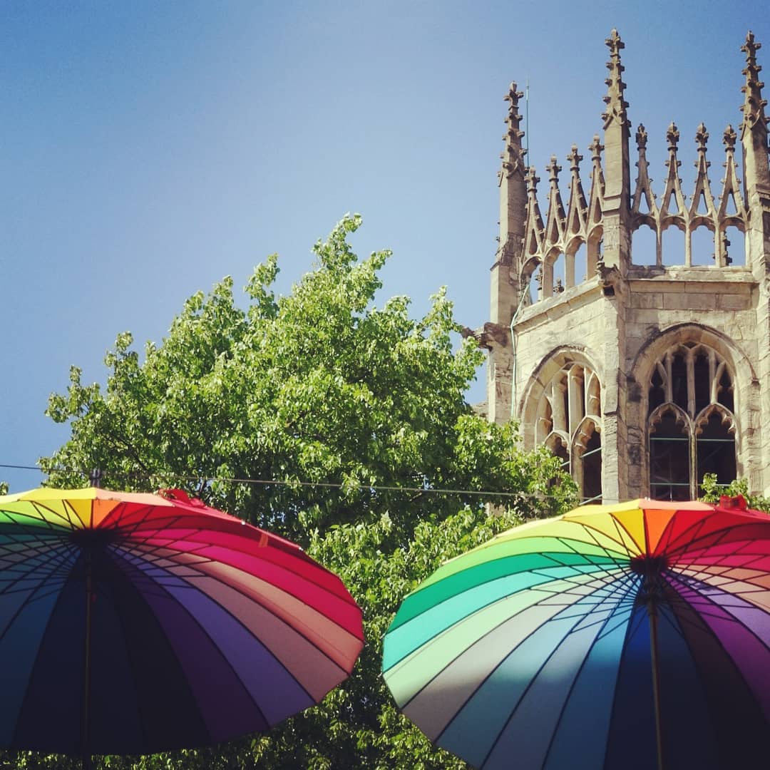 VisitYork's tweet image. A different kind of colour being brought to #Coppergate in the stunning weather we've had recently. 🌞

Do you have a favourite spot of colour in York? Tell us about it. 🌈

📸 instagram.com/sinha.keerthi