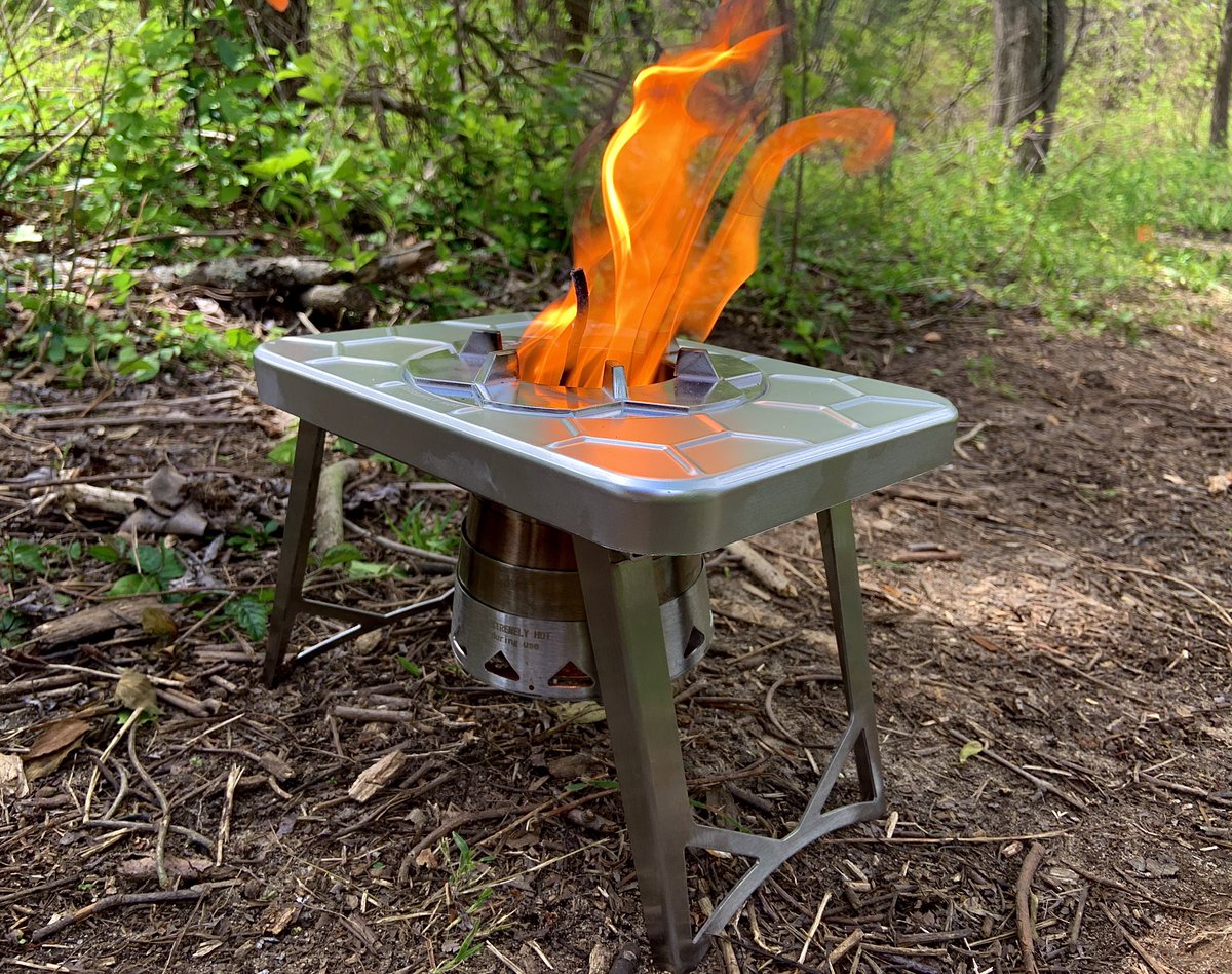Jakeac23's tweet image. All my people who love nature and the outdoors check out this start up camping gear company! They got the next best things: Don’t need to be an avid camper just need to love spending time outdoors to enjoy these products! nCamp gear!