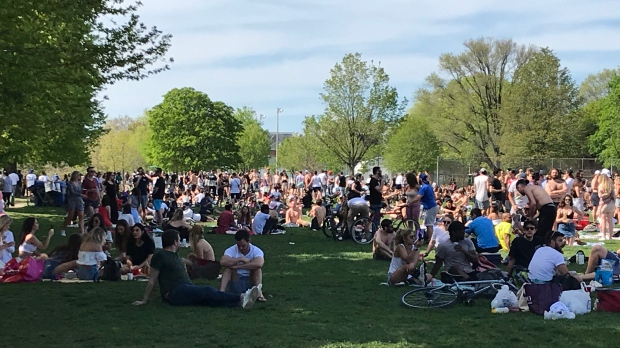 CP24's tweet photo. "I thought it was a rock concert... I was absolutely shocked," Ford says of crowds at Trinity Bellwoods on Saturday
https://t.co/dAFakavBsv https://t.co/GwXm23ki0l