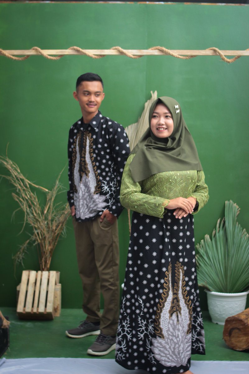 gingsul97's tweet photo. Happy Eid Mubarak 1441 H 🙏 https://t.co/5OzYUfbK2Z