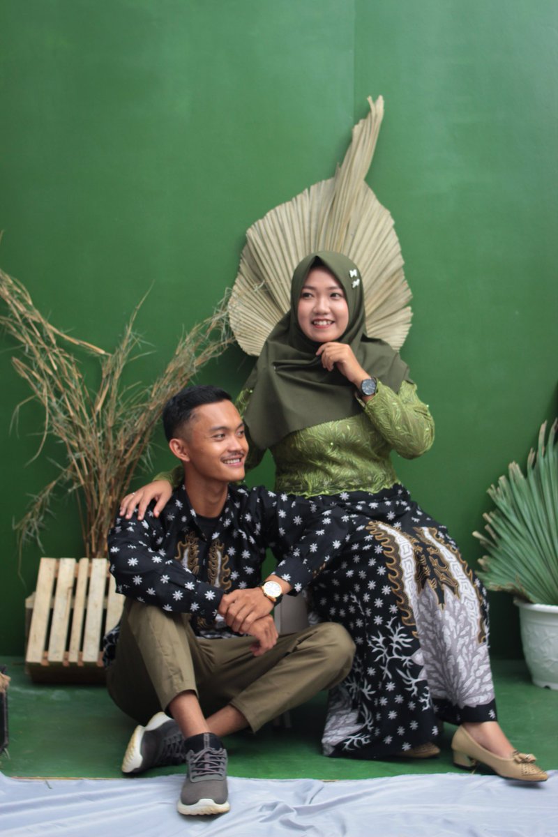 gingsul97's tweet photo. Happy Eid Mubarak 1441 H 🙏 https://t.co/5OzYUfbK2Z