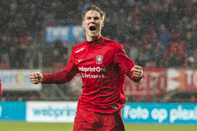 Le transfert s’élève à 650K€, son ancien coach l’accompagnera pendant 1 semaine après son transfert.Le 6 Mars 2015, à 18 ans, Joachim Andersen fait ses débuts en professionnel en entrant en jeu contre Willem II.Il signera son 1er contrat professionnel la semaine suivante.
