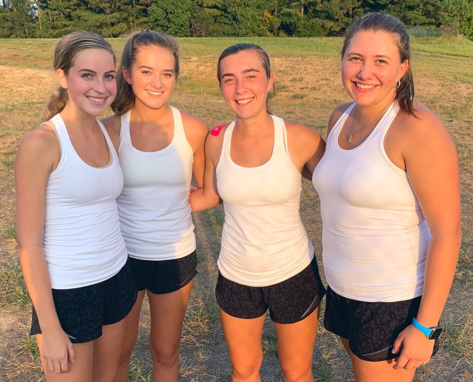 Tennis_cghsnc's tweet photo. Congratulations to our graduates in the Class of 2020! #cgGraduation20 π https://t.co/jNAgAM3yIa