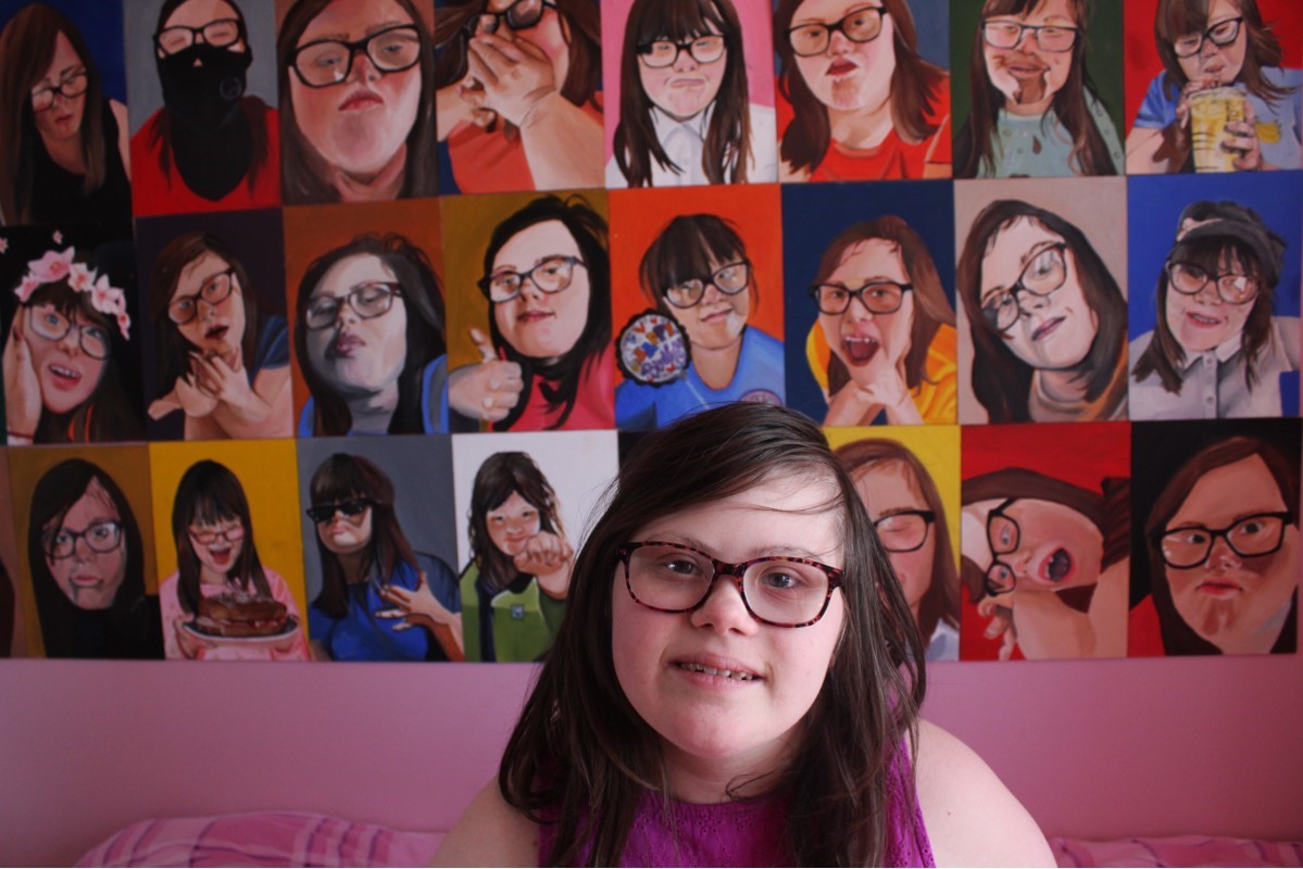 DSAInfo's tweet photo. Through her paintings of her sister Charlotte, who has Down's syndrome, Rebecca wanted to raise awareness and show the different sides of Charlotte’s personality. We think you will agree, it's amazing!  🎨🖌

Read more from Rebecca about her art here 👉 https://t.co/0HefmMBvrs https://t.co/EYKc0sEtMI