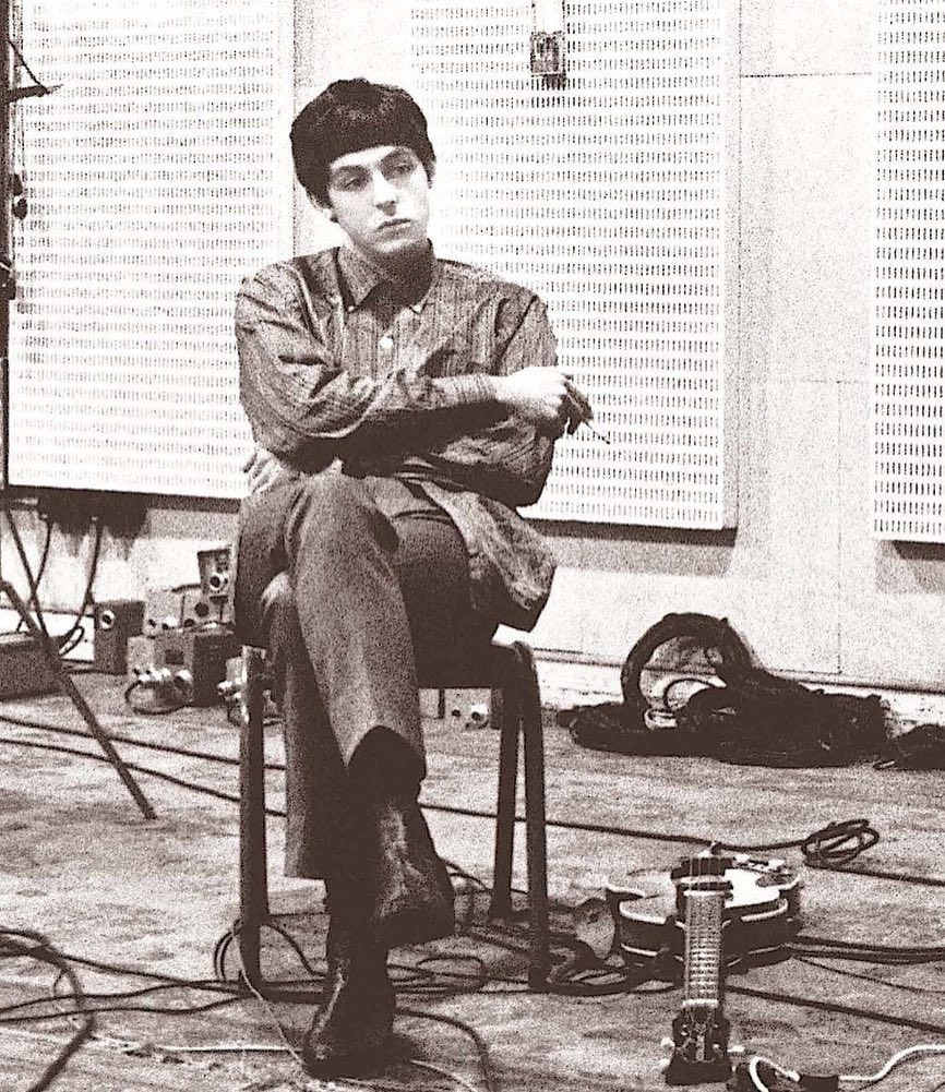 a study of john's and paul's body language while sitting: a thread