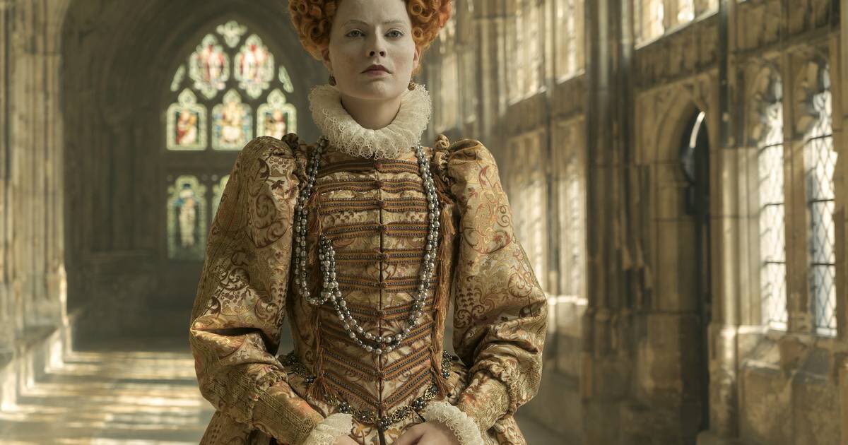 queen elizabeth I in mary queen of scots (2018)