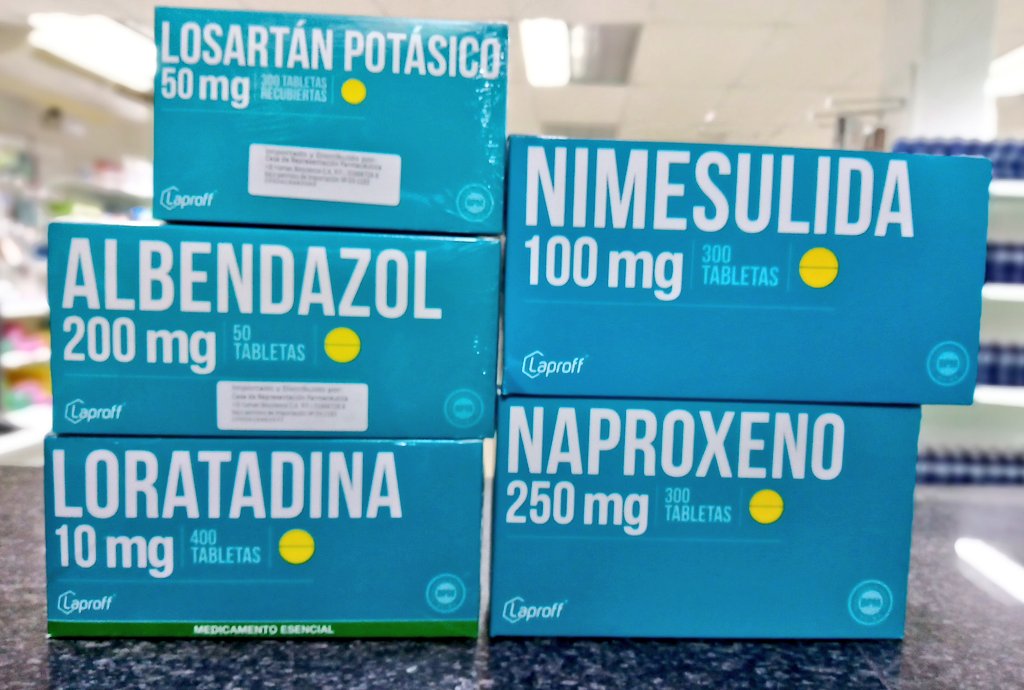FarmaciaAhinoa's tweet photo. Gracias a nuestros aliados comerciales @HBHuman contamos con una gran variedad de medicamentos de Laboratorios #Laproff a exelentes precios.
Disponible:
💊 Losartan Potásico 50 mg
💊 Albendazol 200 mg
💊 Nimesulida 100 mg
💊 Loratadina 10 mg
💊 Naproxeno 250 mg https://t.co/HYycpgAWLa