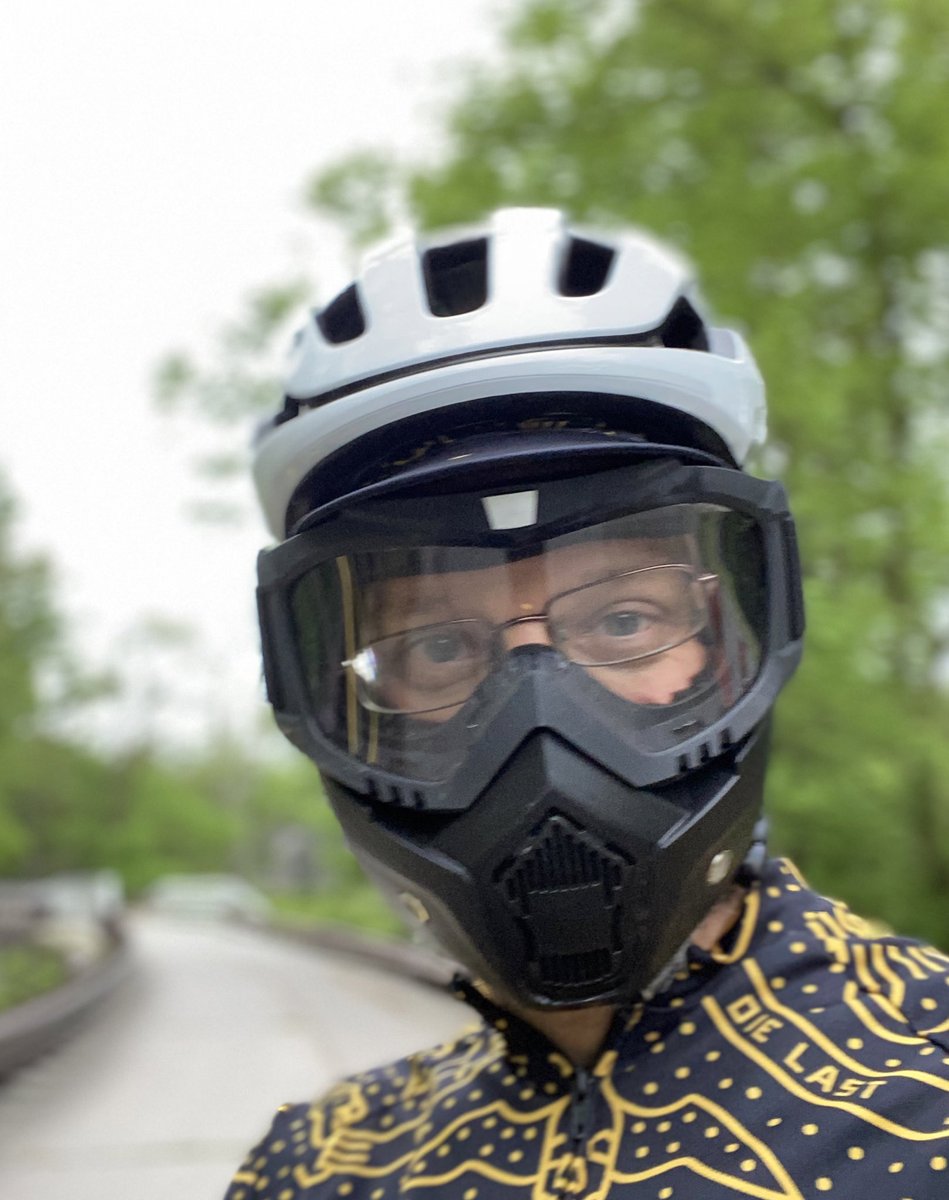 MikeRussellCIE's tweet photo. Got in a little more fixed gear trail time this morning. Saw two foxes moving too fast to photograph. #SocialDistanceCycleClub #MaskUp https://t.co/g9lIu02S0P