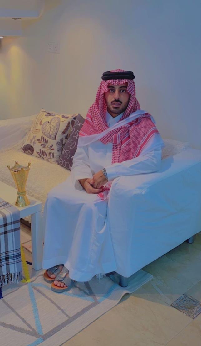 tki_21's tweet photo. عبدالله بن مناحي بن عمران .. عيدك مبارك وتقبل الله طاعتك 
وكل عام وأنـت بخير إن شاء الله
@ibn_3mran https://t.co/9gW8vZAdEJ