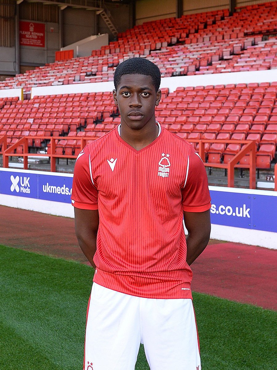 Around last year this time I signed for my first pro club <a href="/NFFC/">Nottingham Forest</a> 🔴🔴