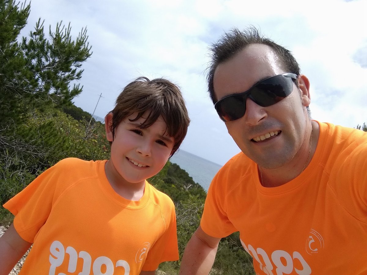 XaviRip's tweet photo. Avui, els nostres KM muntanyencs per ells, n'han sortit 8, si serveixen per ajudar, encantats de continuar fent més, i més, en llocs tan macos del nostre Garraf #CorrePerElls #YoApoyoPKU #jesus11 @correperells https://t.co/kA2SyAyjQD