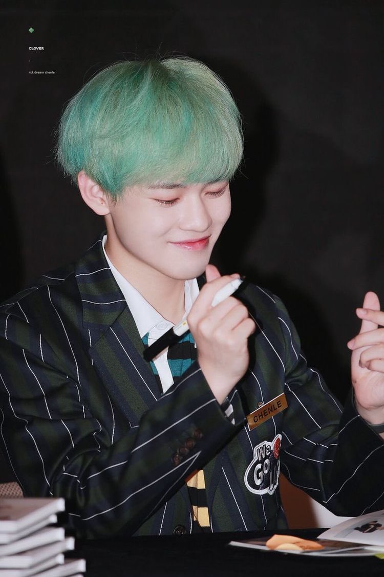 chenle with mint hair because i miss it- a thread