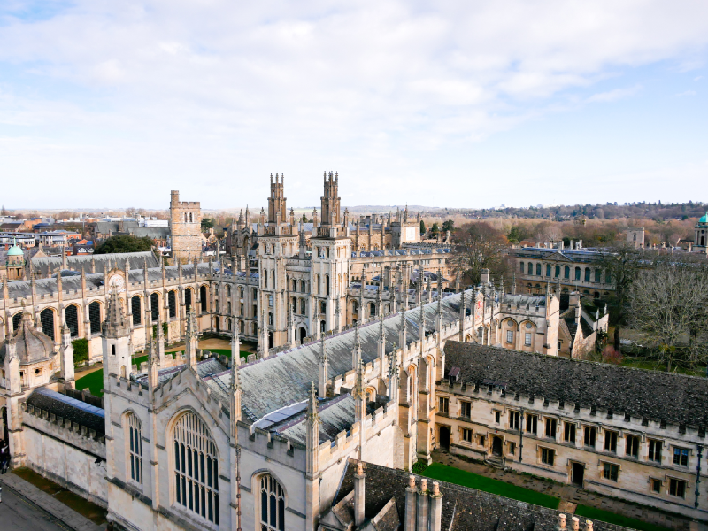 Oxfordshire based businesses can access a grant from @OxLEPBusiness <a href="/oxlep/">Oxle sie pendiam</a>. The COVID-19 #business #resilience #Funding will help businesses in Oxfordshire  
1)Build business resilience
2)Strengthen growth
3)Protect jobs
supportforbusiness.co.uk/newsinsights/o…