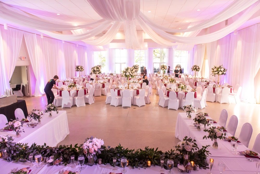 GabroEvents's tweet image. Love this setup at #tampagardenclub includes ceiling draping, wall draping, crystal hanging chandelier, and uplighting. Hope you like it.