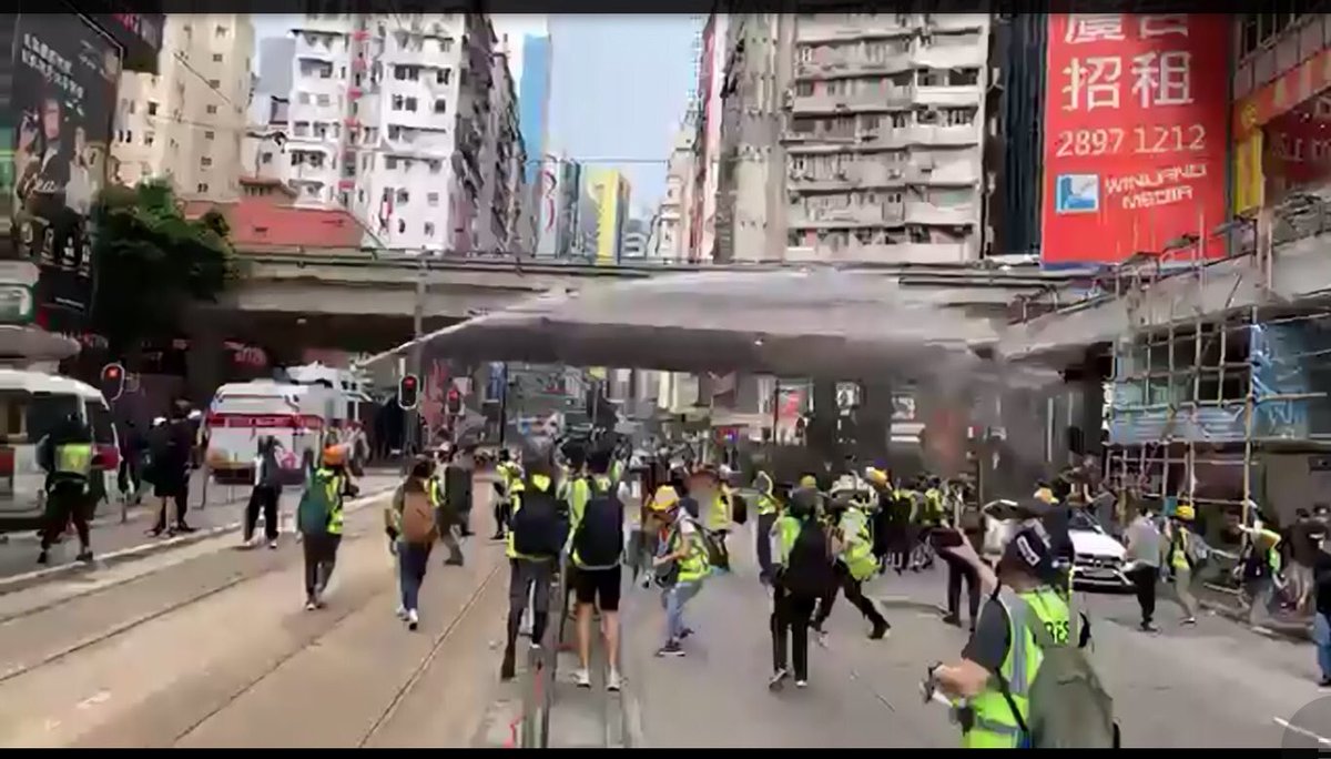 FullMoonNoStar's tweet photo. @globeandmail #HKPoliceBrutality will definitely become worse after the enactment of the #nationalsecuritylaw by #CCP China. Together with the corrupted political system and unfair trials, Hong Kong will no longer be favourable to foreign businesses and investments. #StandWithHongKong https://t.co/FOMYGIti1s