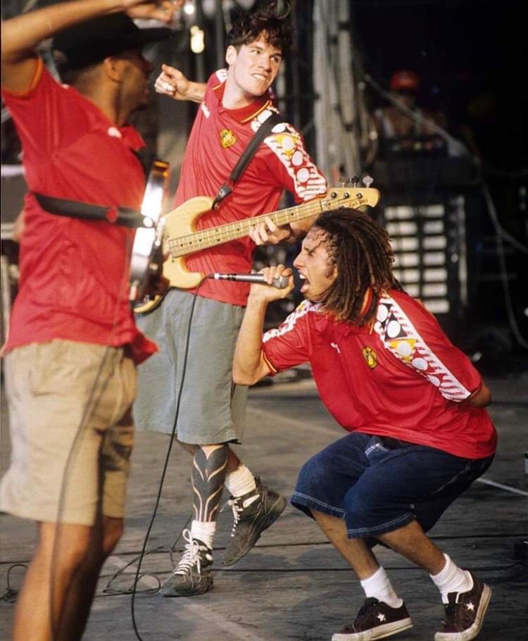 Celebrities wearing football shirts.A thread 