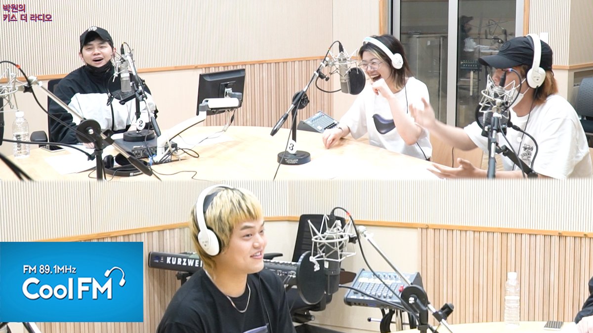 KBS_COOL_FM's tweet image. 키스 더 음감회 with 새소년/200523[박원의 키스 더 라디오]
youtu.be/QJjm-_CaaMk