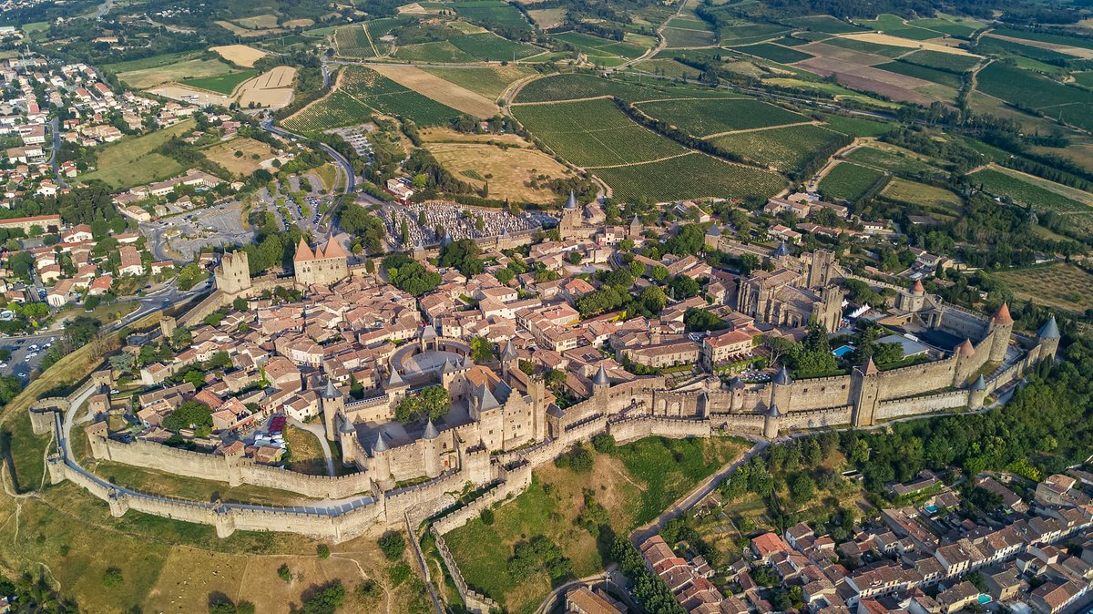 50. aude (11)prefecture : carcassonnethe cité de carcassonne and the canal du midi are the highlights of this place, the rest is cool but not of their level