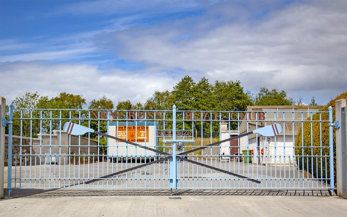 VisitNewRoss's tweet image. The @NewRossBoatClub and these Local Irish Internationals (Luke, Shona, and Laura) three of Irish #rowings rising stars are looking forward work beginning on the clubs new facility. So far the club have raised €20,000 which will allow the commencement of the much needed upgrade