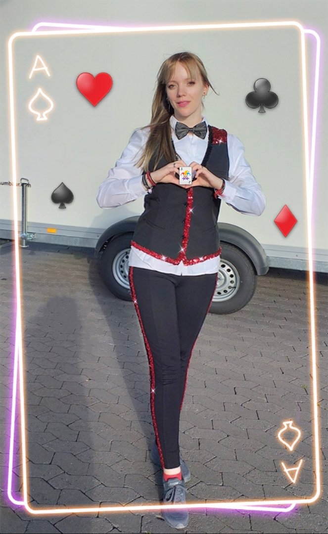 SandyIhana's tweet photo. I usually choose an outfit when I know FOR SURE I will see MeseMoa again
..but this will basically be one of my outfits plus the dealer one I wore the last time cuz ..uhm, I just love this outfit sooo much 😁♣️♥️✌🏻
#DDliveoutfit
#redoverload #screamingforaoi
#ineedanichanshirt https://t.co/Y53fp1TL3h