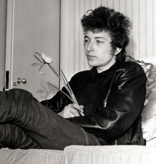 ForgetYName's tweet image. Happy birthday @bobdylan 
79 years young today