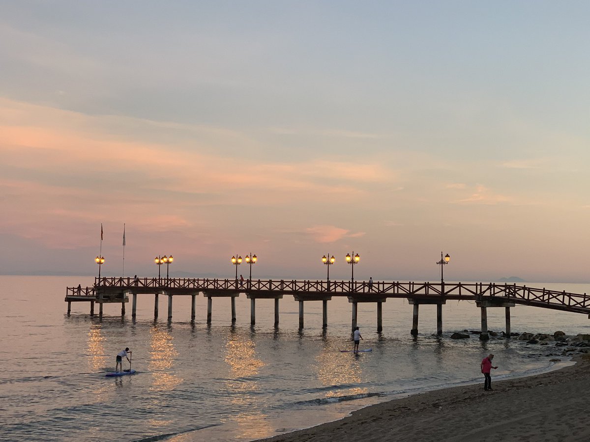 Morillas89's tweet photo. #marbella #destino5estrellas #sunset #nofilterneeded #vendrasseguro #costadelsol #costadelgolf #Andalucia https://t.co/zuozf1wKeW