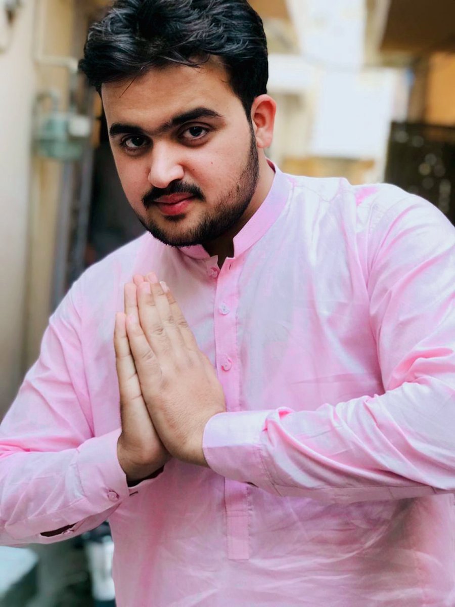 Officialusman07's tweet photo. Eid snap ...♥️
#sendhate https://t.co/qGcaHEjCvb