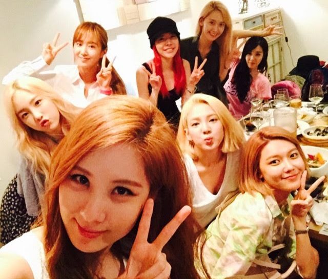a thread of SNSD but they get older as you keep scrolling: