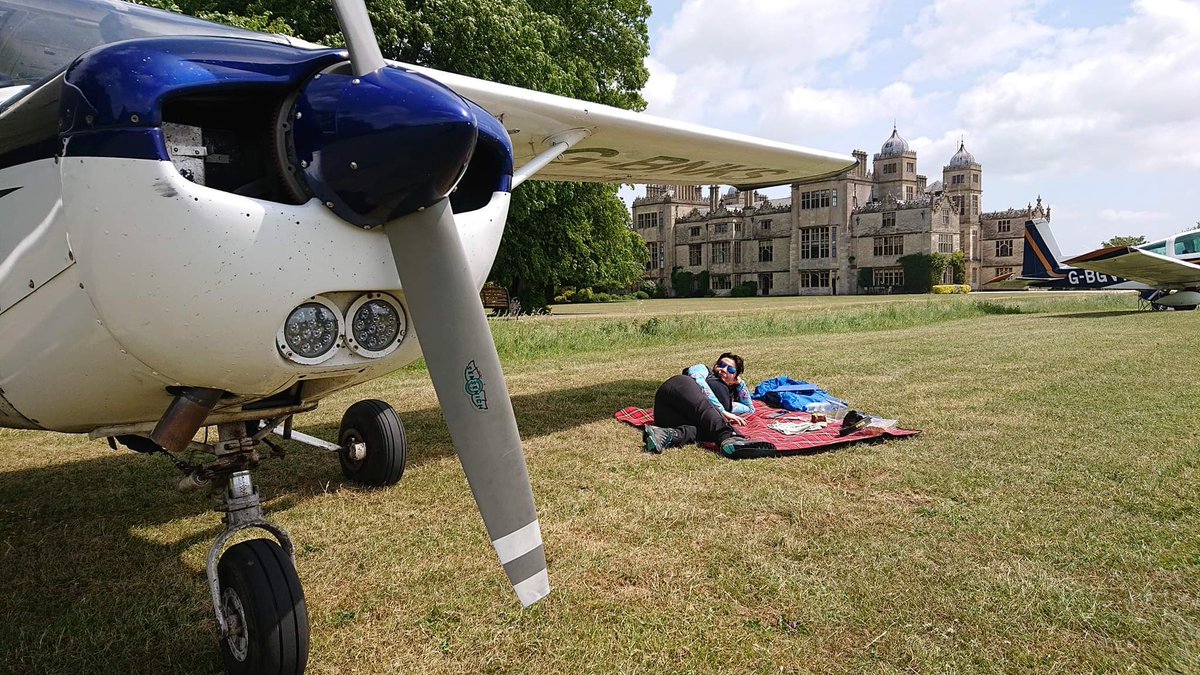 Piotr Czartolomny with G-BNKS at Charlton Park Estate today