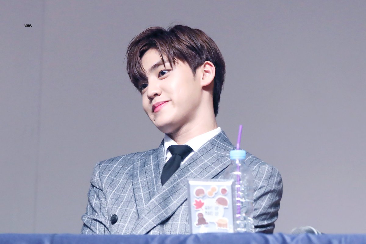 Vin_My_Place's tweet photo. 💙💙
#송유빈 #유빈 #비오브유 
#SONGYUVIN #YUVIN #BOfYou #B_O_Y https://t.co/x5ae7Zojq4
