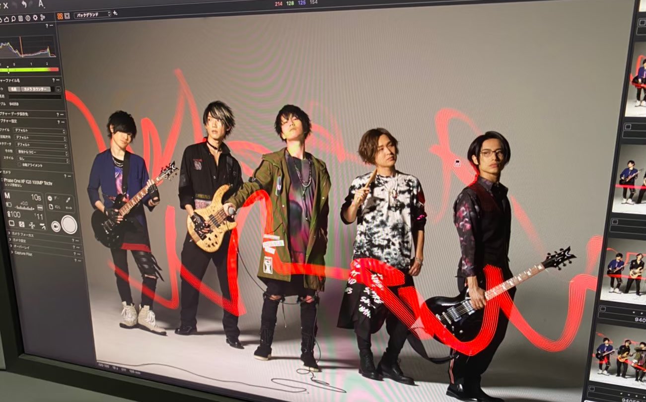 真野拓実 本日の特番内で公開された動画のオフショットです パンフレット撮影の時 Gyroaxia ジャイロの出番だ 真野拓実 本日の特番内で公開された動画のオフショットです パンフレット撮影の時 Gyroaxia ジャイロの出番だ