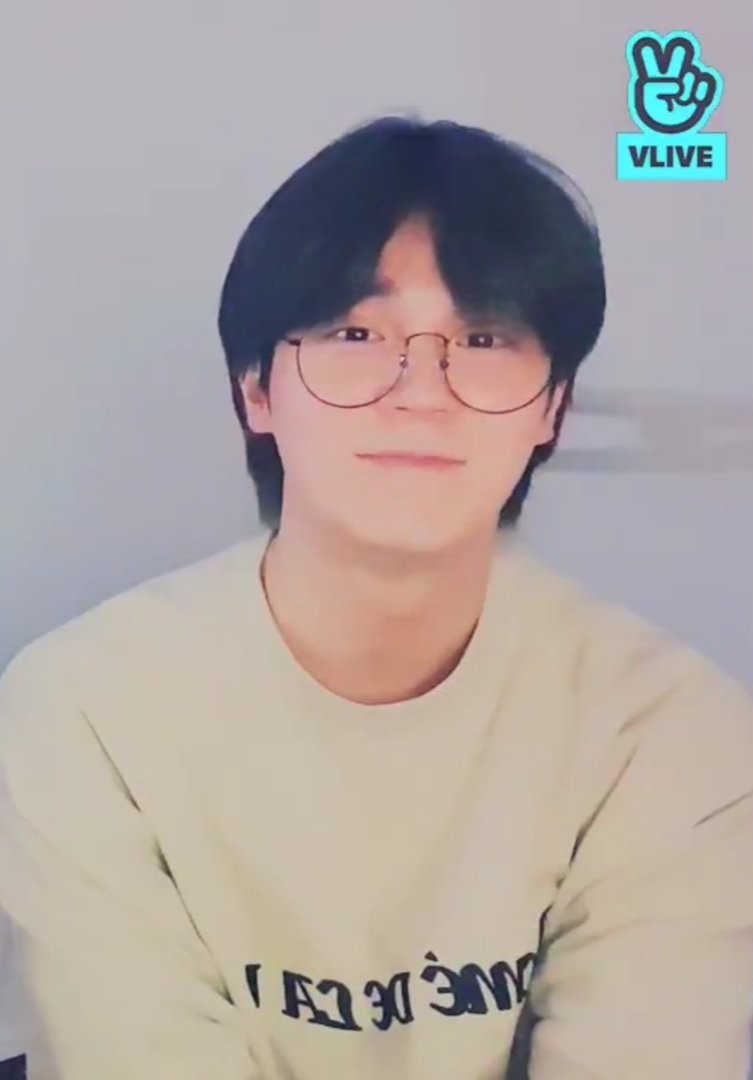 A thread just for Yunsung being a Cutie on 23/05/2020 live