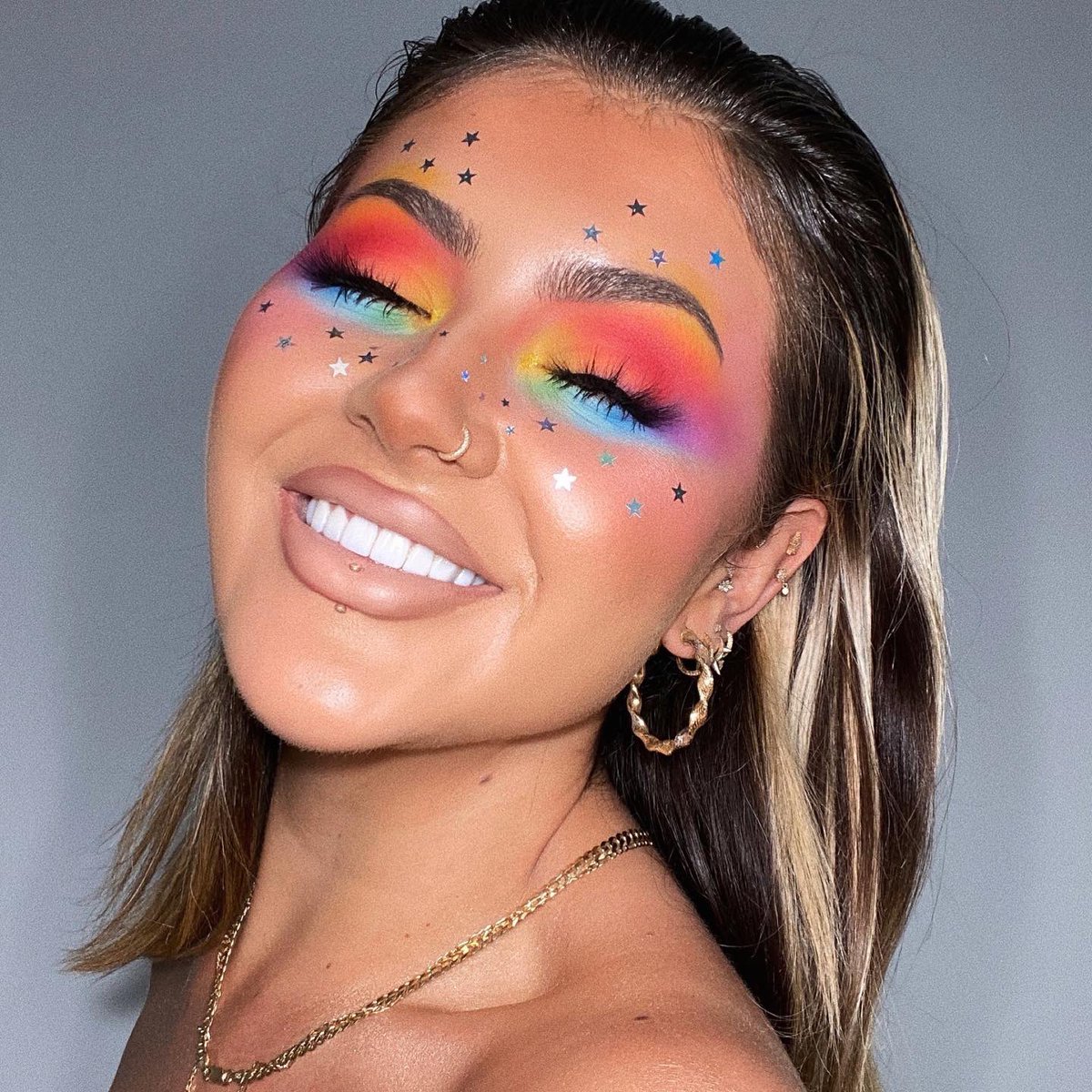 jamiegenevieve's tweet photo. RAINBOW 🌈 #JamiesWeekOfColour https://t.co/LwADjiAvP4