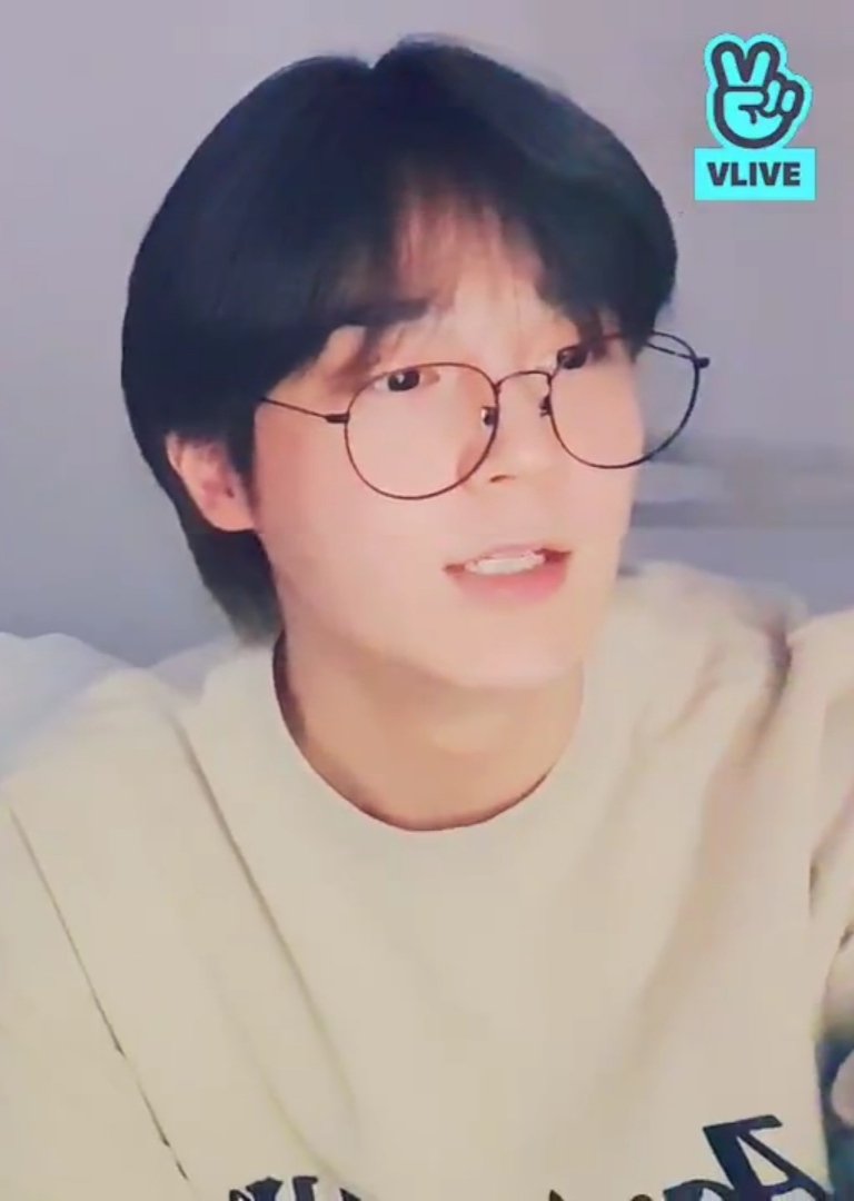 A thread just for Yunsung being a Cutie on 23/05/2020 live