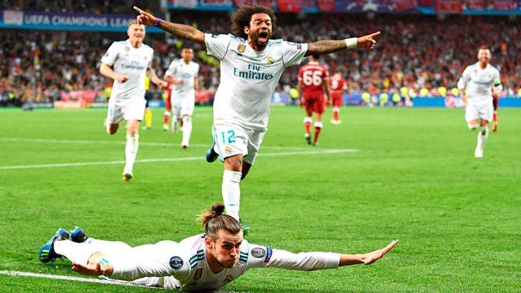 atooca's tweet photo. Bale está en las fotos más importantes de la historia del Madrid en los últimos años. Nunca un jugador fue tan maltratado y tan poco valorado https://t.co/ibfCt0RpBe