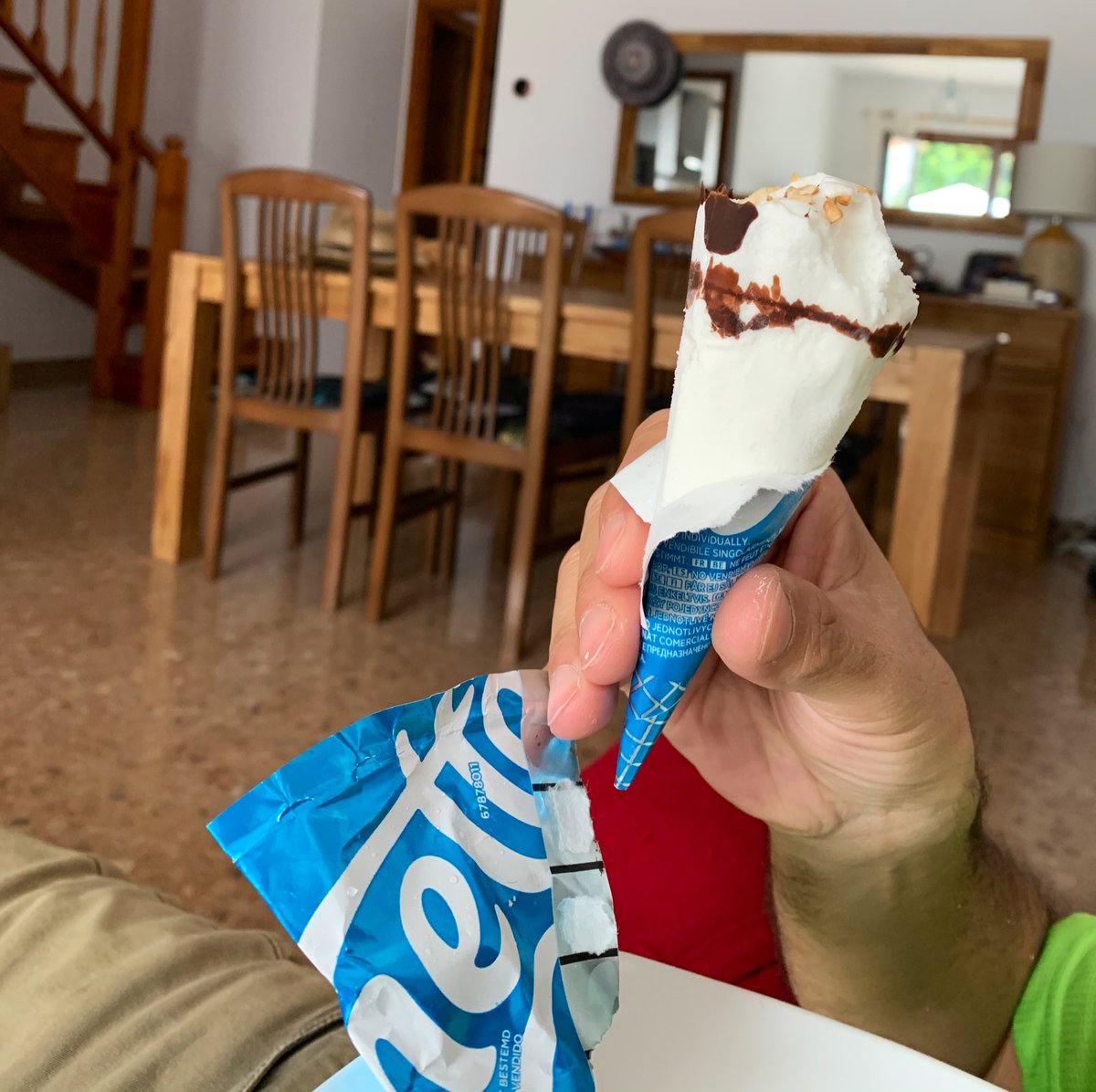 ¡Hola <a href="/frigo_helados/">frigo_helados</a>! Nos faltó el “perfect crunch” a nuestro mini #cornetto 😅
