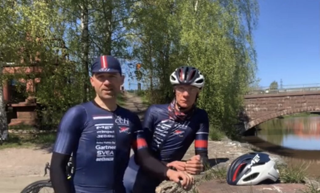 Jakke ja Mikkilä kertoo tän viikon vo2max-treenin speksit ökysillalla. Täältä asiasta lisää:
m.youtube.com/watch?v=nv4mLt…