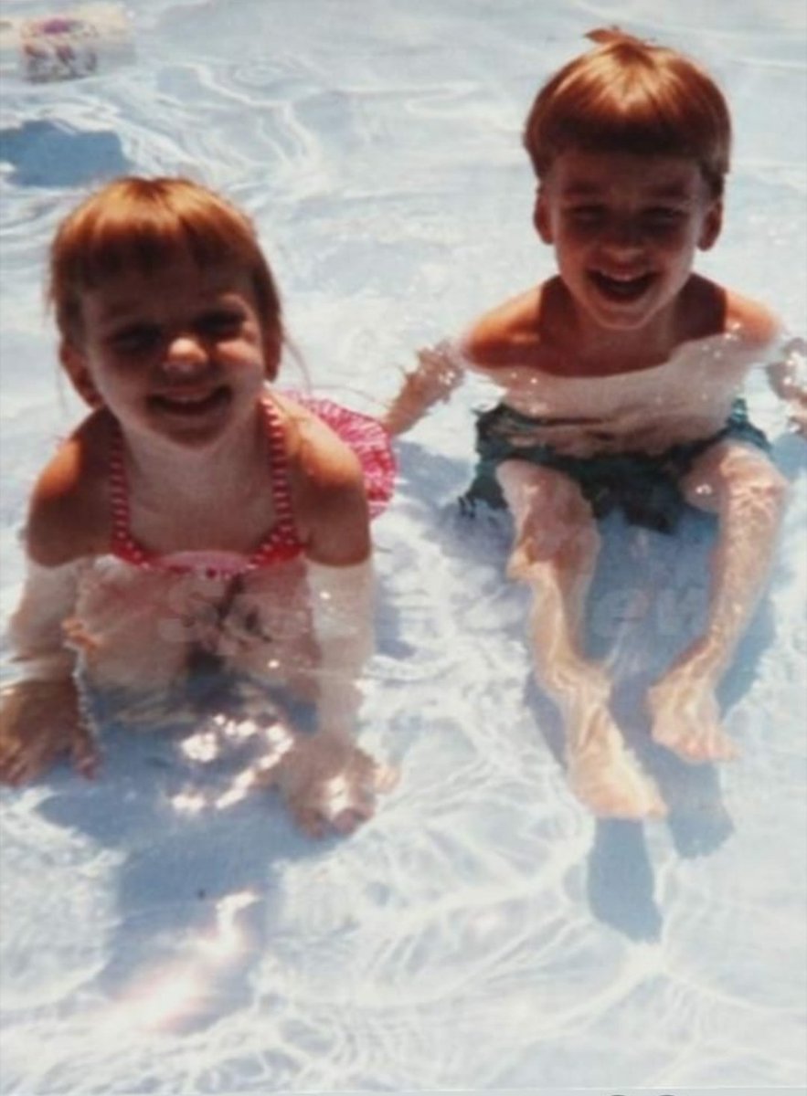 mnswift13's tweet image. ชอบสการ์เล็ตตอนเด็กมากๆเลยอะมันน่ารักนุ่มนิ่มไปหมด เปงเด็กก้อนของหม่ามี้💜💜