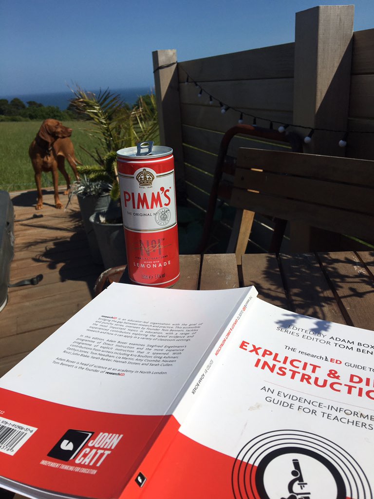 Like to be colour coordinated with my research 😜<a href="/tombennett71/">Tom Bennett OBE</a> <a href="/CiaraEMoran/">Ciara Moran</a>