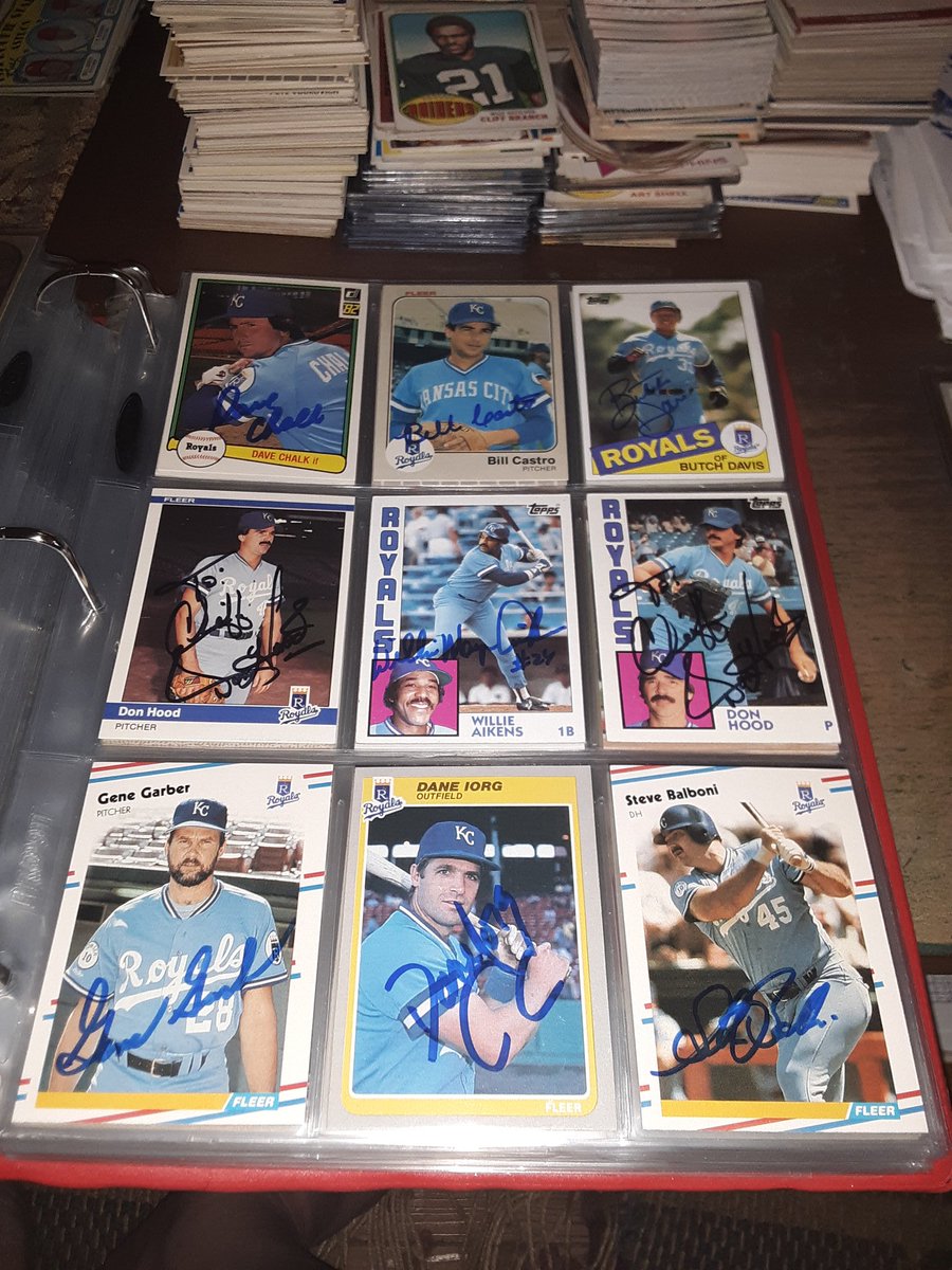 First 4 pages of Royals autographs tagging  @jmswyo  @biggsdaddycool  @BigShep79 into thread