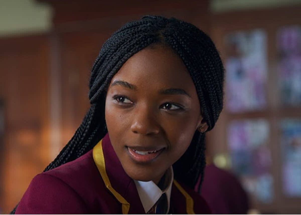 I really liked about Puleng, played by Ama Qamata, that she was messy and inconsistent, because THAT'S HOW HUMANS ARE. Puleng is patchy about her truths but demands them from everyone. She wants labour and care from Wade, but gives him neither except re. her own priorities.