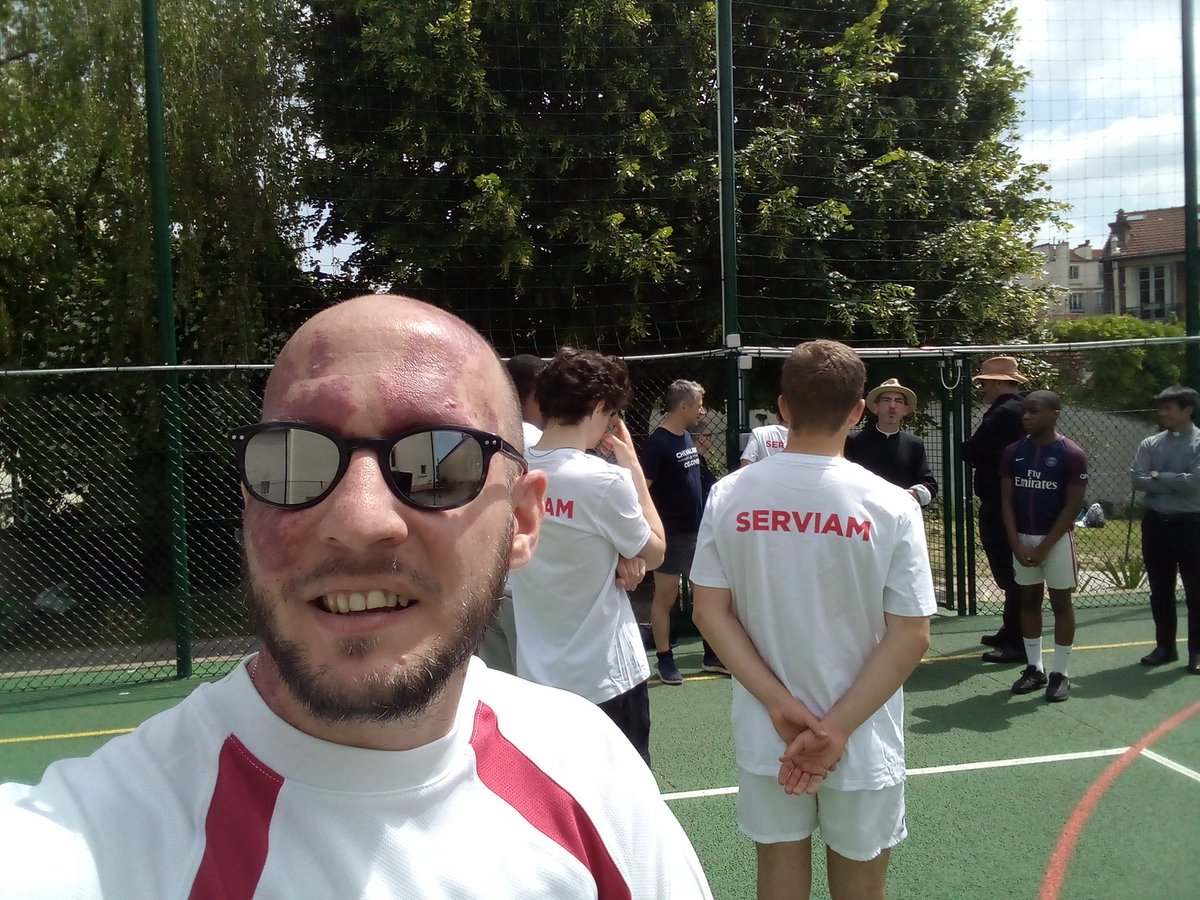 salefran's tweet photo. Un Bon dimanche de "reprise", ptite plancha barbecue en petit comité et petit match de football en équipe de 5...
Merci @arnoboutheon et la Team Paris France @KofC... Et le @PatroduCoeur
#teamCdC #CdC #KoC 🇫🇷🙏😉 #dimanche #sport https://t.co/AnxwBr2V32